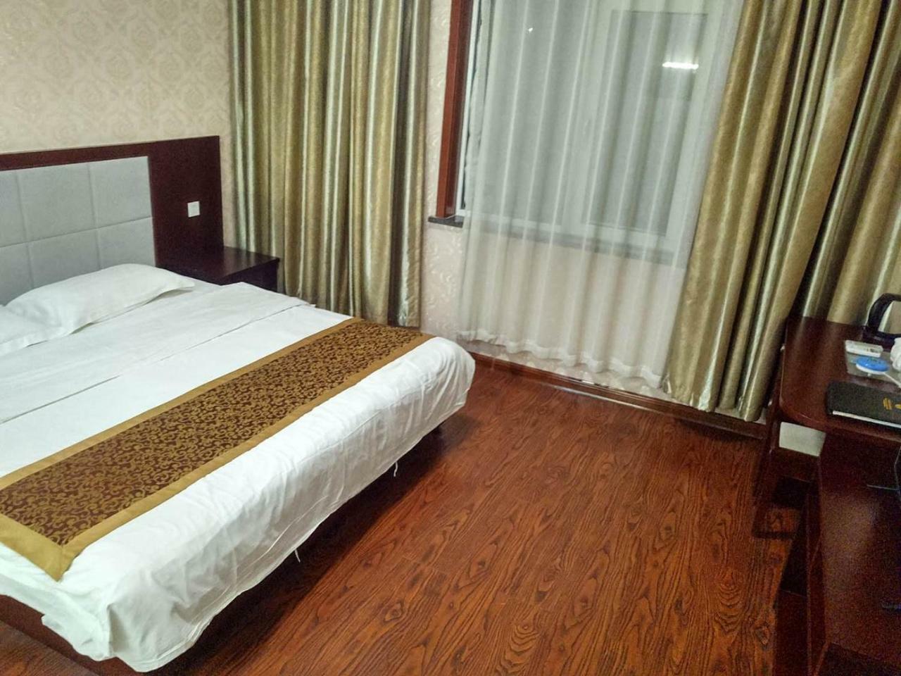 Beijing Gongmei Blue Peacock Business Hotel מראה חיצוני תמונה