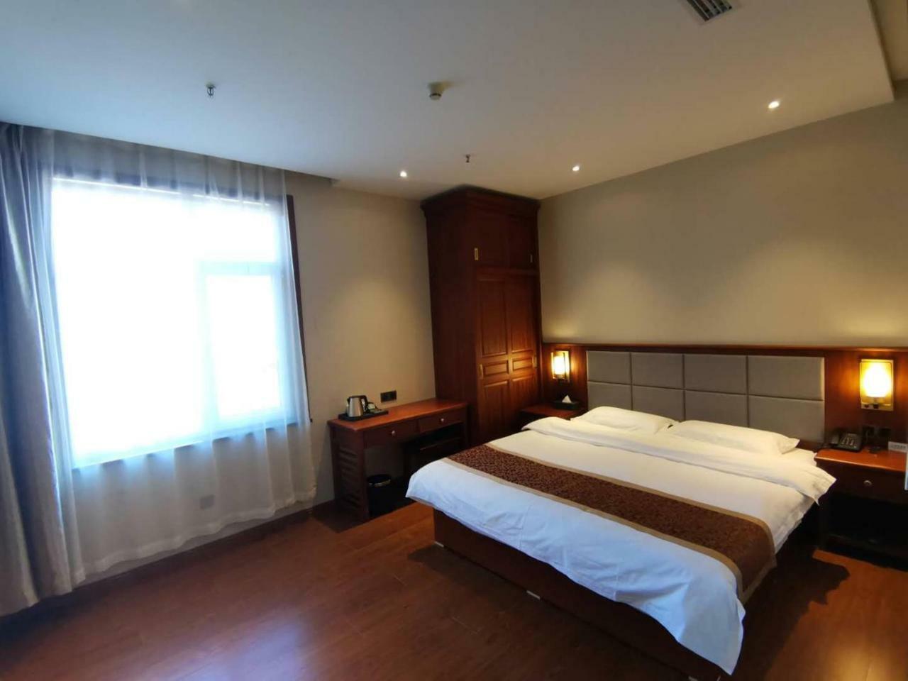 Beijing Gongmei Blue Peacock Business Hotel מראה חיצוני תמונה